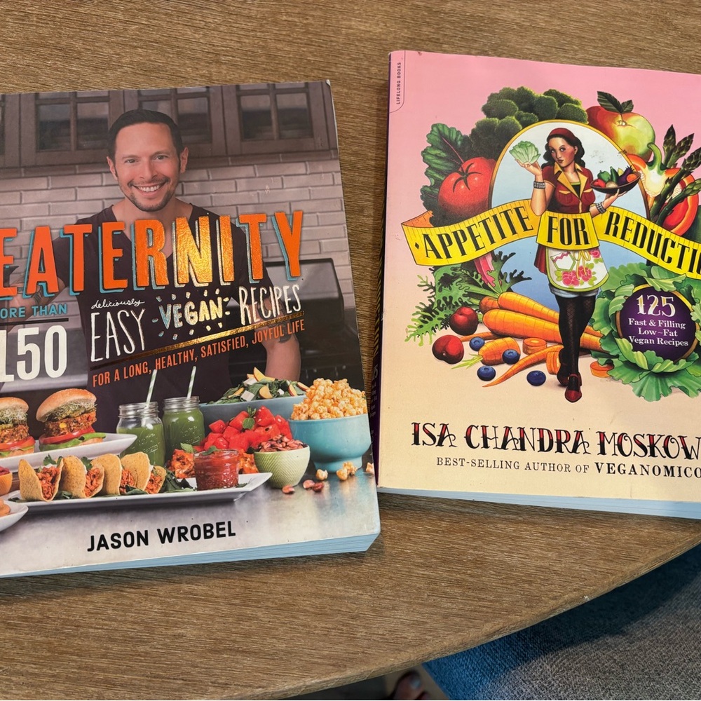 's Eaternity Cookbook - Vibrant Cover